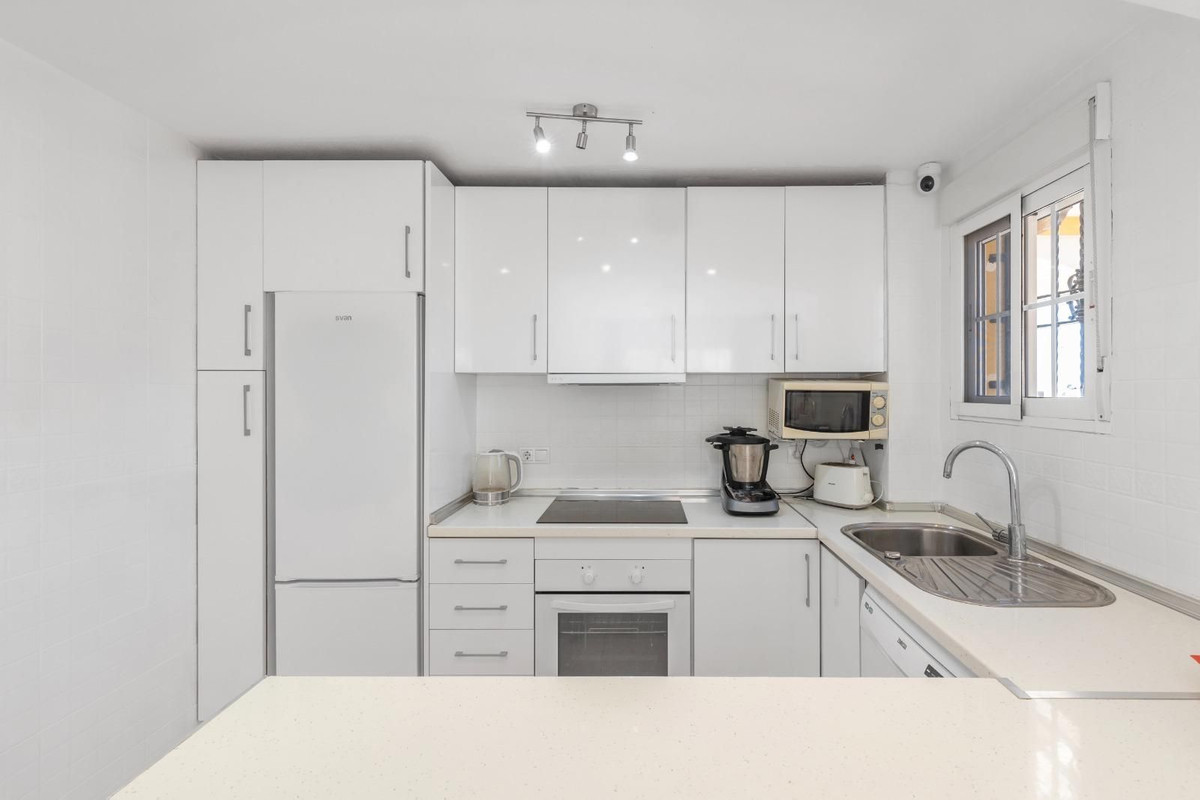 Se vende Pareada de 2 dormitorios en Costa Blanca, Alicante, España