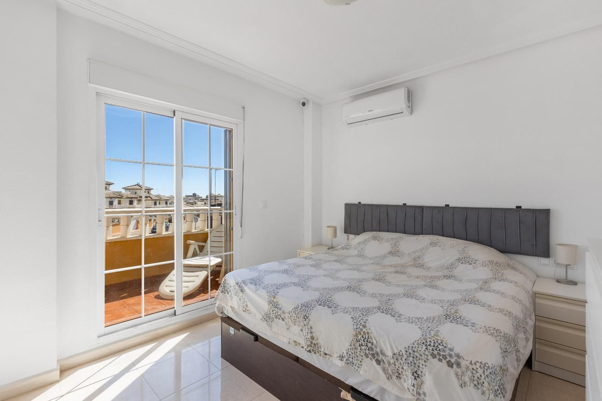 Se vende Pareada de 2 dormitorios en Costa Blanca, Alicante, España