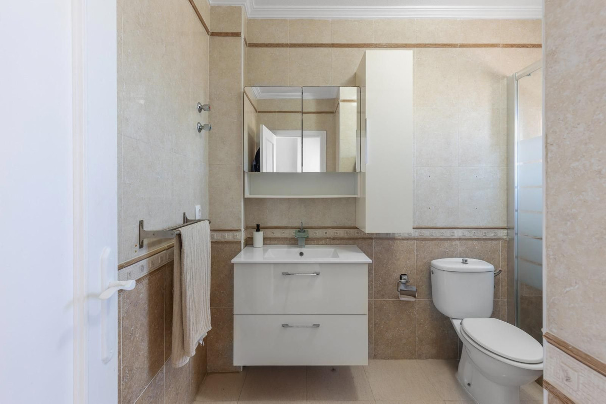 Se vende Pareada de 2 dormitorios en Costa Blanca, Alicante, España