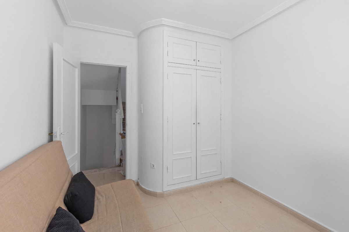 Se vende Pareada de 2 dormitorios en Costa Blanca, Alicante, España