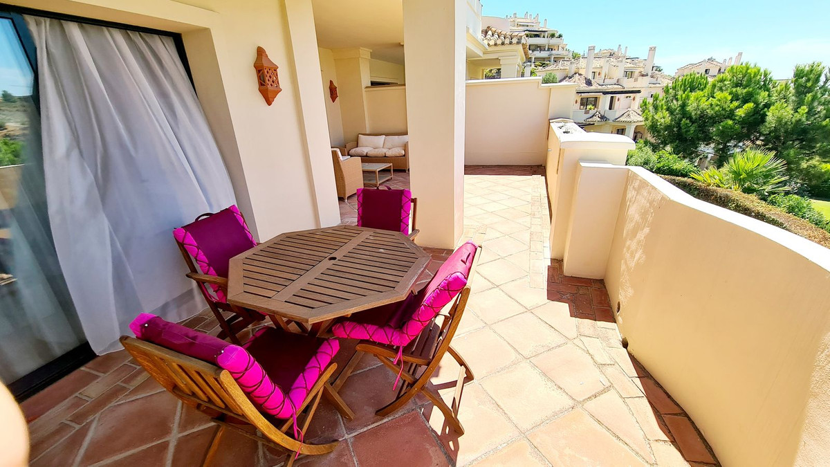 Se vende Apartamento Planta Media de 2 dormitorios en Costa Del Sol, Málaga, España