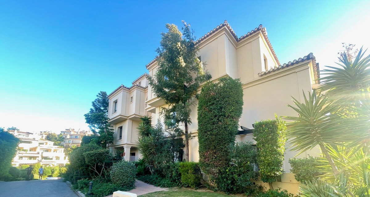 Se vende Apartamento Planta Media de 2 dormitorios en Costa Del Sol, Málaga, España