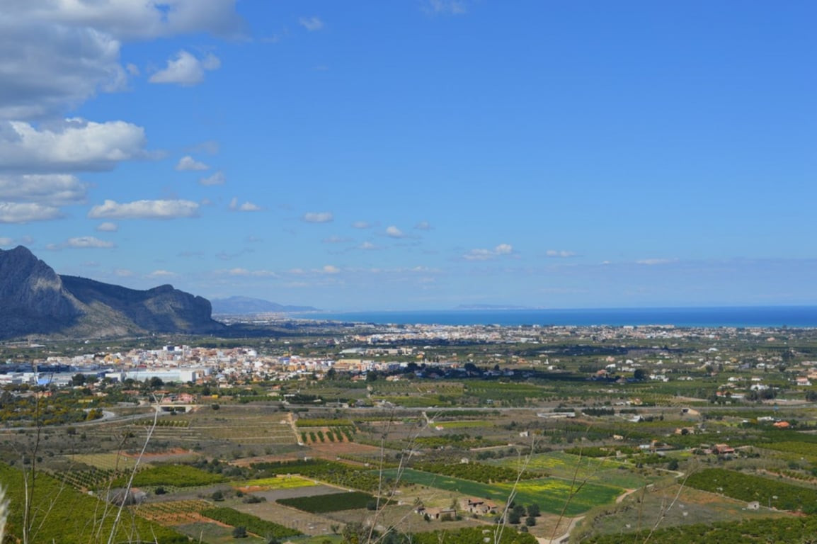 Se vende Terreno Rustico  en Costa Blanca, Alicante, España
