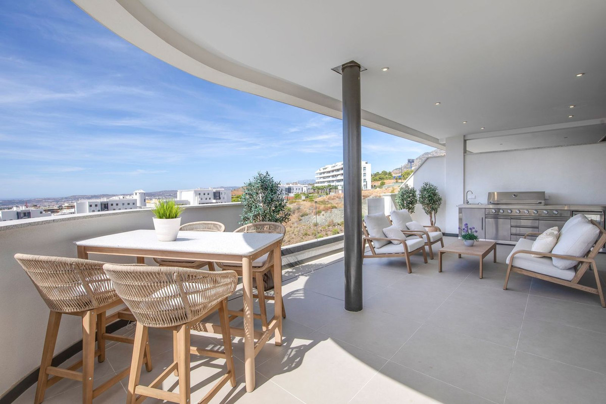 3 Bed Apartment for sale in Higueron Costa Del Sol, Málaga, Spain