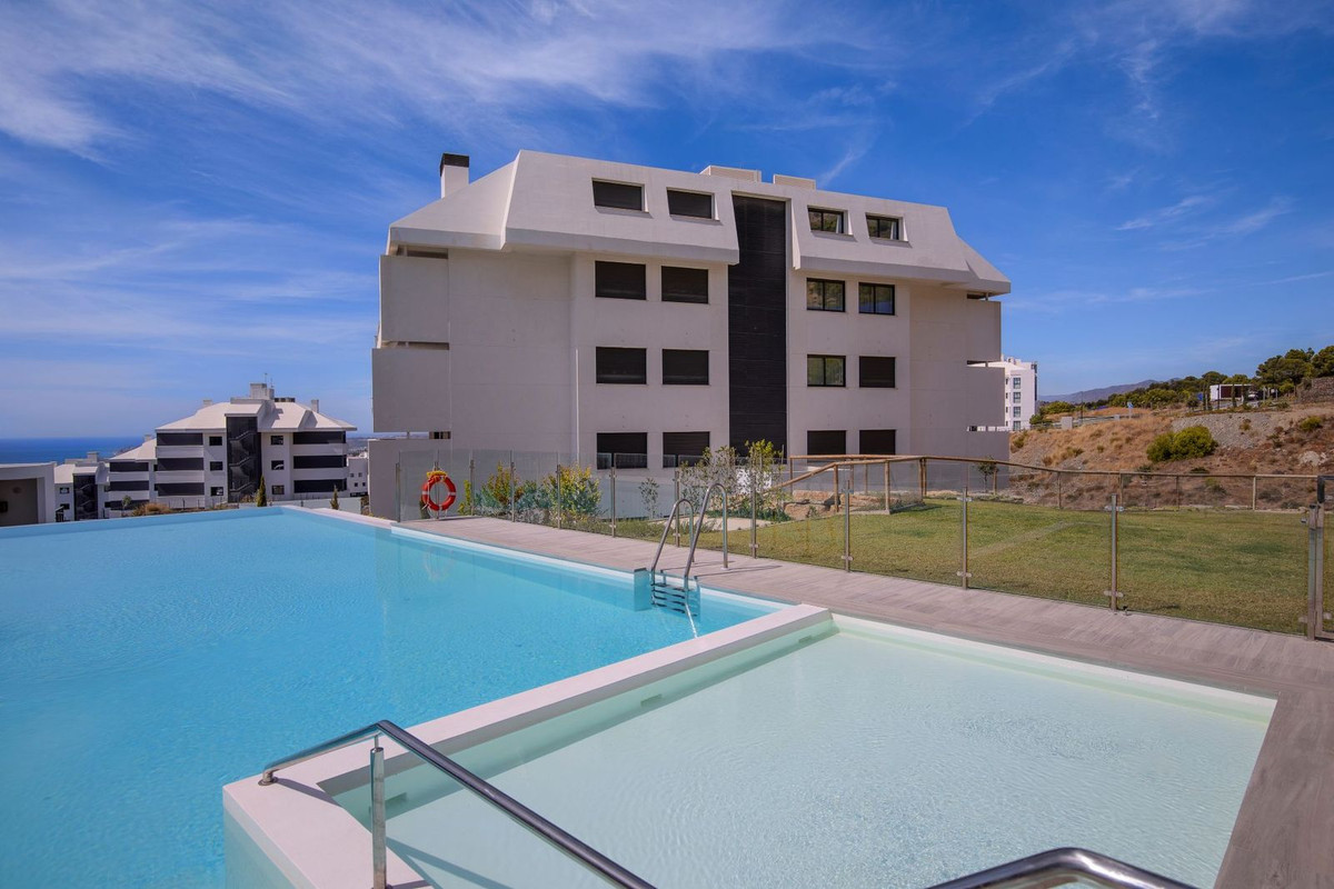3 Bed Apartment for sale in Higueron Costa Del Sol, Málaga, Spain
