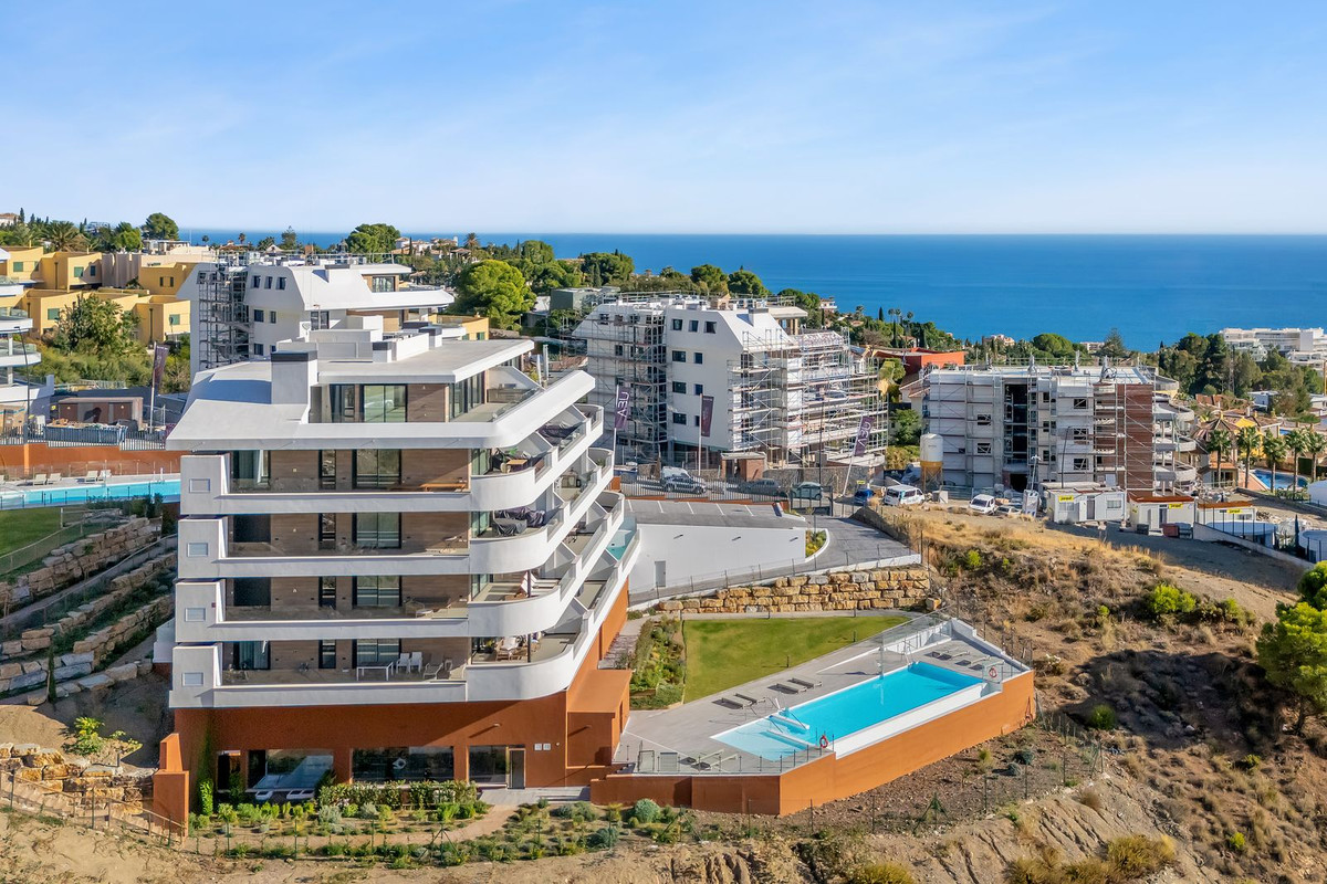 3 Bed Apartment for sale in Higueron Costa Del Sol, Málaga, Spain