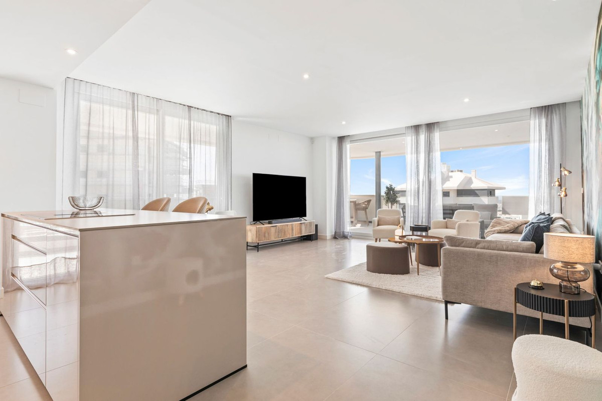 3 Bed Apartment for sale in Higueron Costa Del Sol, Málaga, Spain