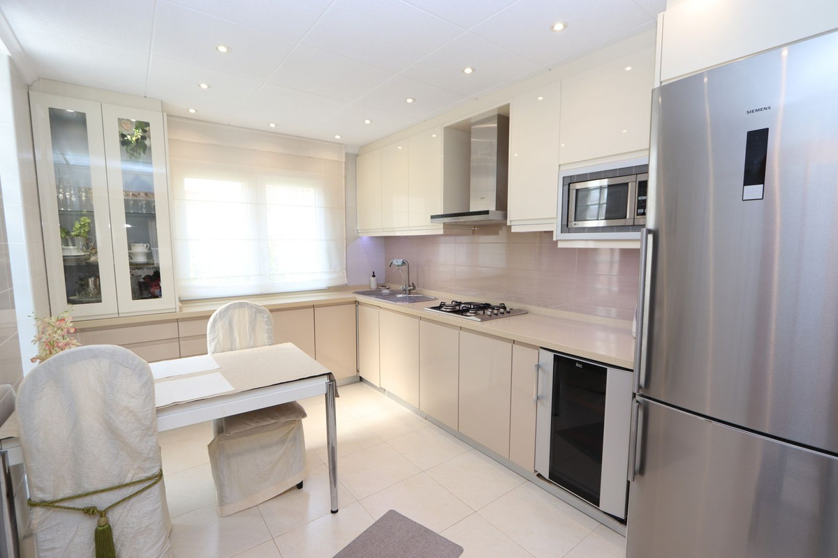3 Bed Townhouse for sale in Torrevieja Costa Blanca, Alicante, Spain