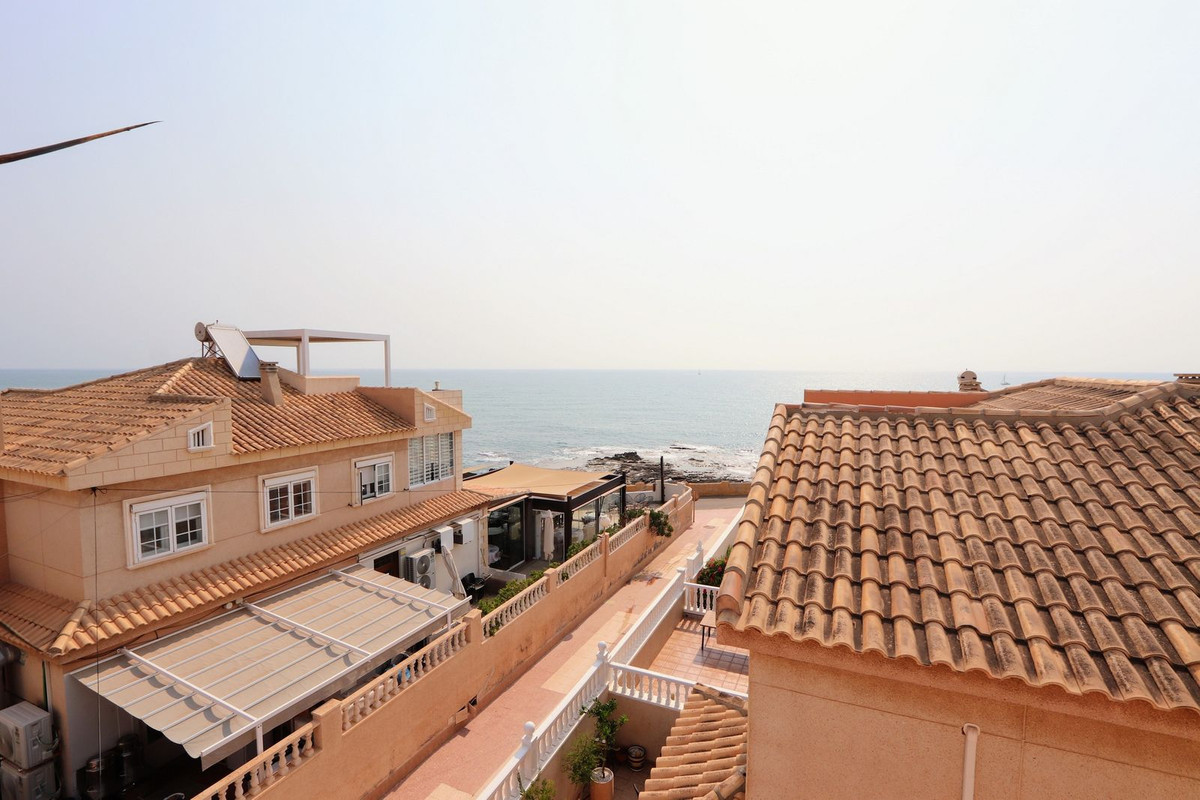 3 Bed Townhouse for sale in Torrevieja Costa Blanca, Alicante, Spain