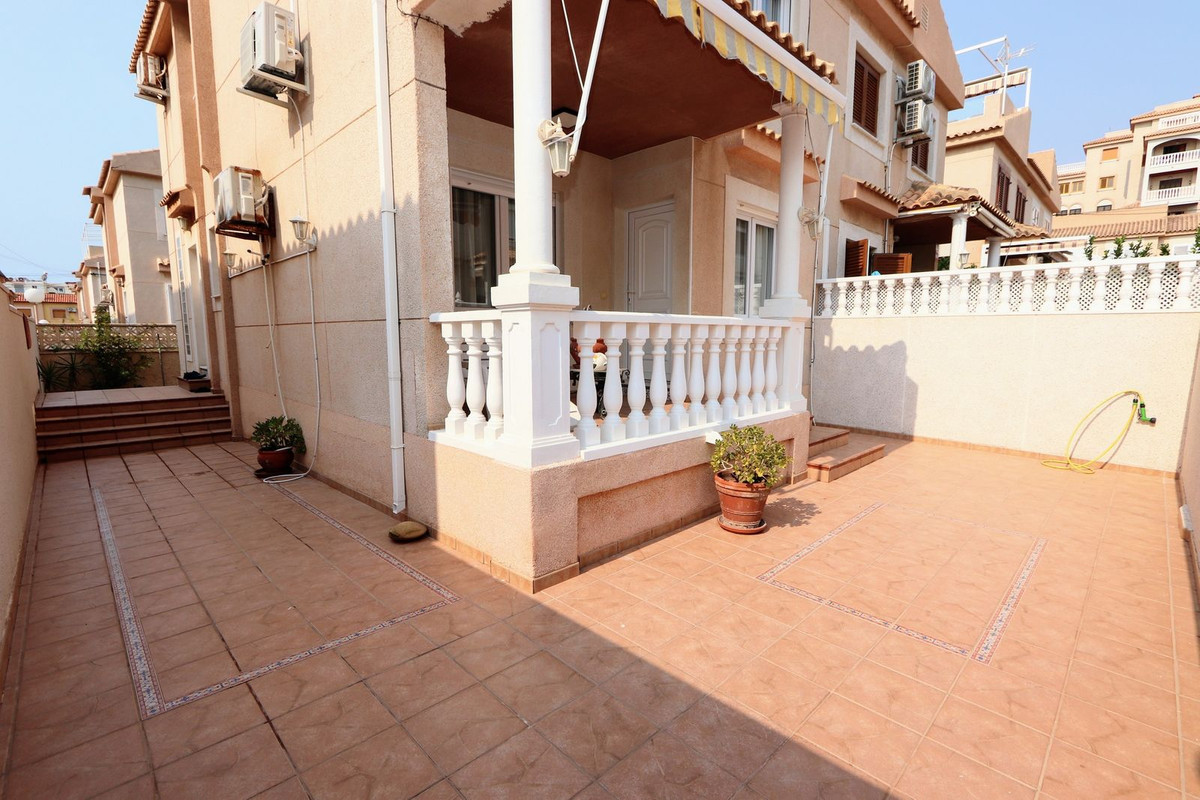 3 Bed Townhouse for sale in Torrevieja Costa Blanca, Alicante, Spain