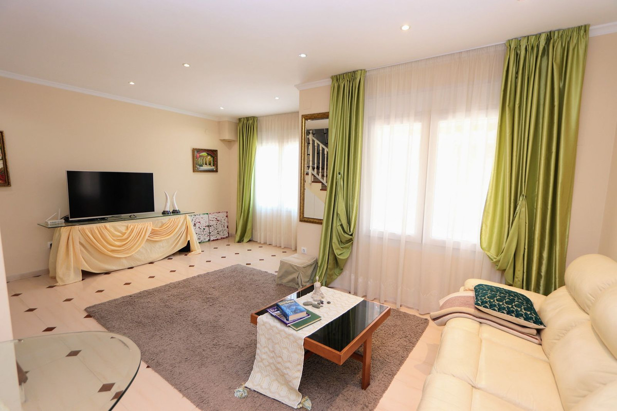 3 Bed Townhouse for sale in Torrevieja Costa Blanca, Alicante, Spain