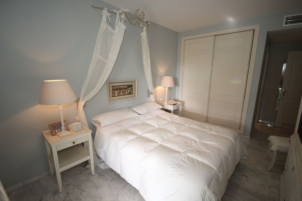 2 Bed Apartment for sale in Bahía De Marbella Costa Del Sol, Málaga, Spain