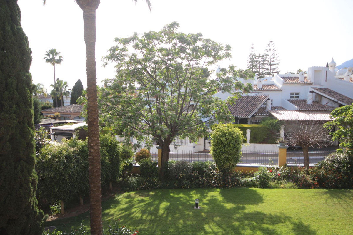 2 Bed Apartment for sale in Bahía De Marbella Costa Del Sol, Málaga, Spain