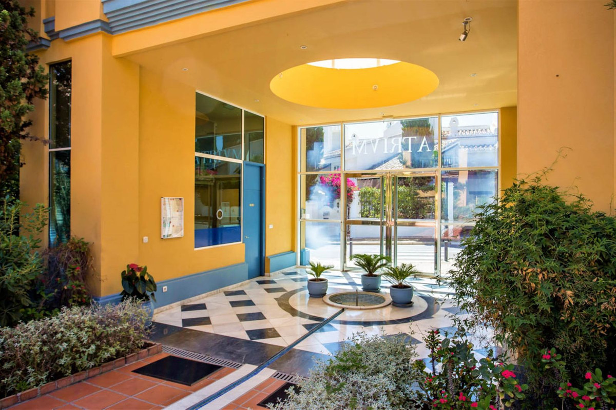 2 Bed Apartment for sale in Bahía De Marbella Costa Del Sol, Málaga, Spain