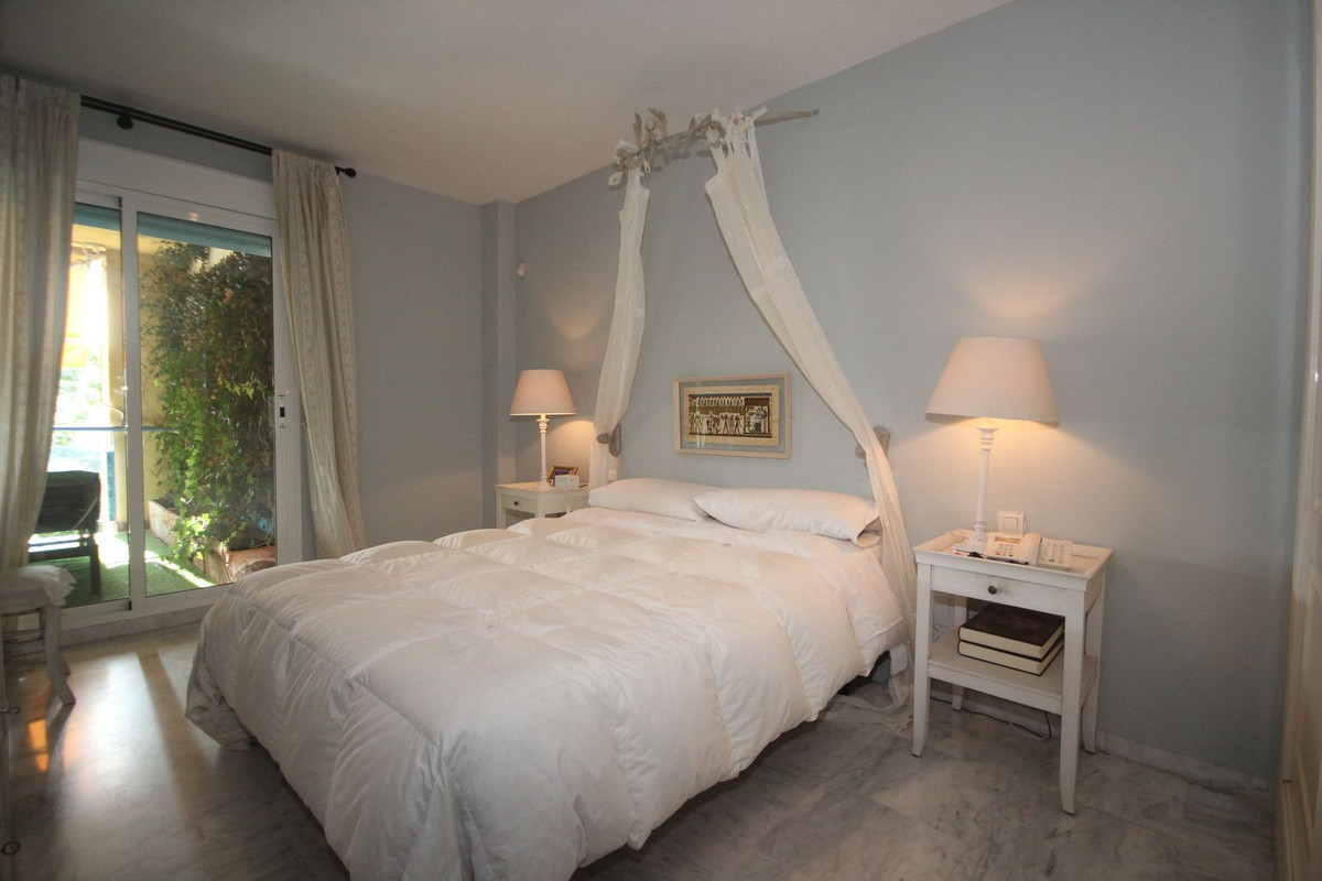 2 Bed Apartment for sale in Bahía De Marbella Costa Del Sol, Málaga, Spain