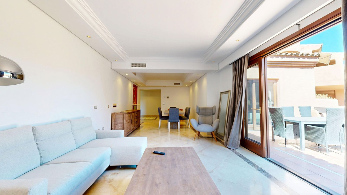 2 Bed Apartment for sale in Estepona Costa Del Sol, Málaga, Spain