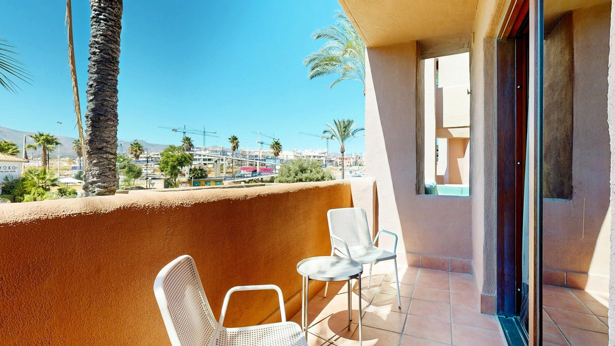 2 Bed Apartment for sale in Estepona Costa Del Sol, Málaga, Spain