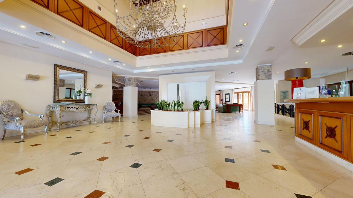 2 Bed Apartment for sale in Estepona Costa Del Sol, Málaga, Spain