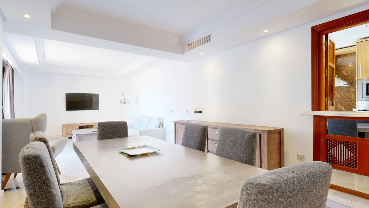 2 Bed Apartment for sale in Estepona Costa Del Sol, Málaga, Spain