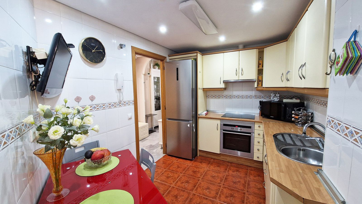 Se vende Apartamento Planta Media de 2 dormitorios en Costa Del Sol, Málaga, España