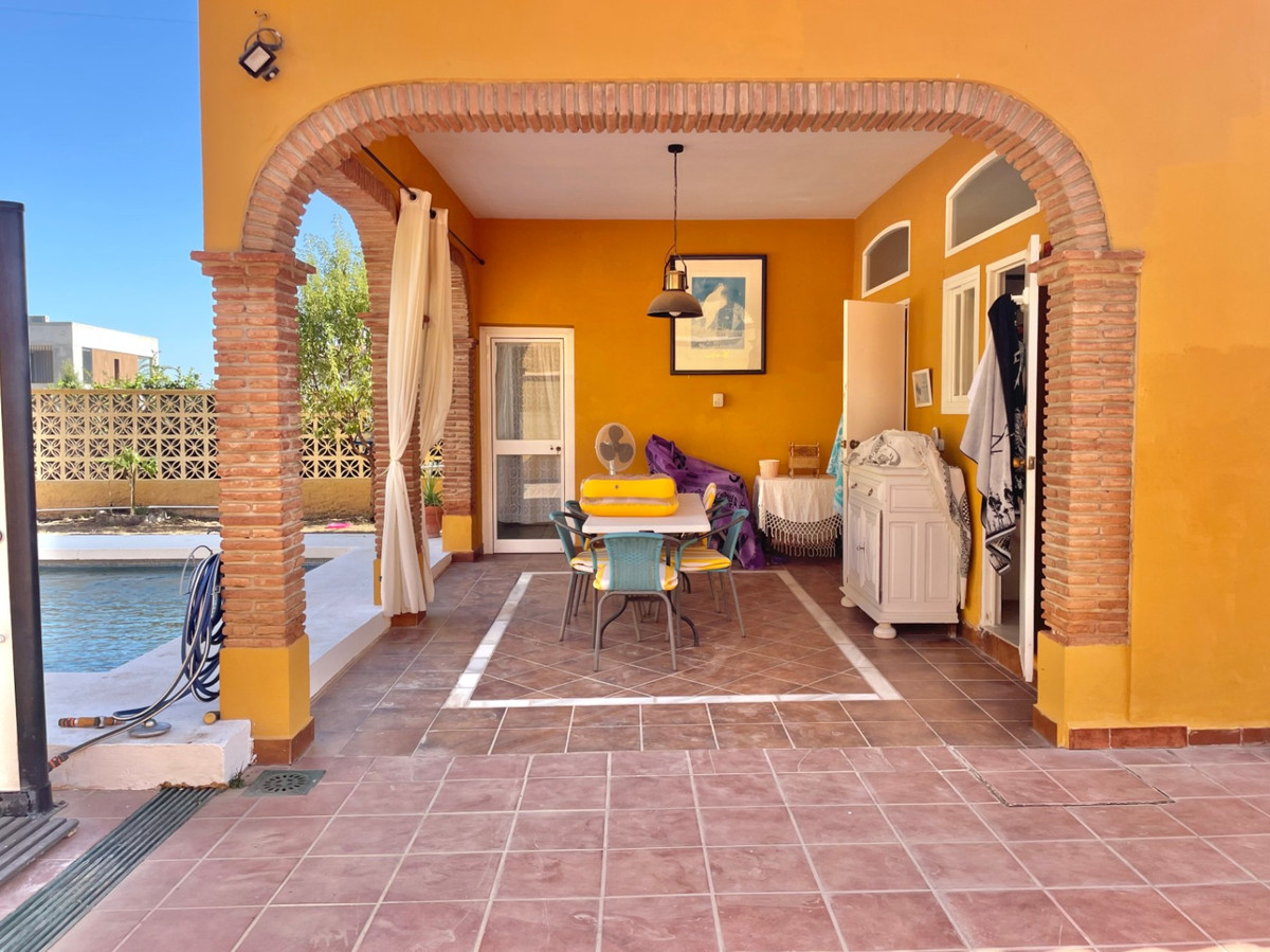 3 Bed Townhouse for sale in Rincón De La Victoria Costa Del Sol East, Málaga, Spain