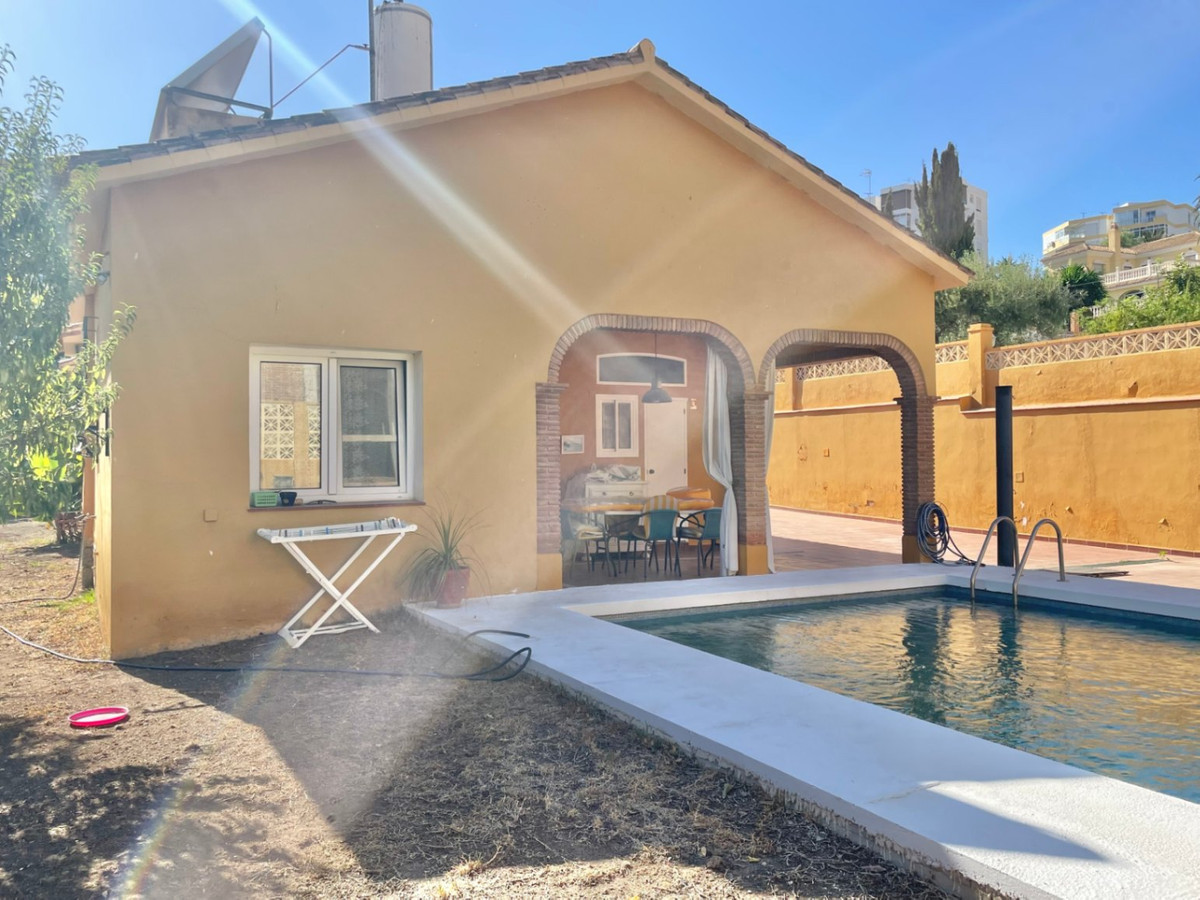 3 Bed Townhouse for sale in Rincón De La Victoria Costa Del Sol East, Málaga, Spain