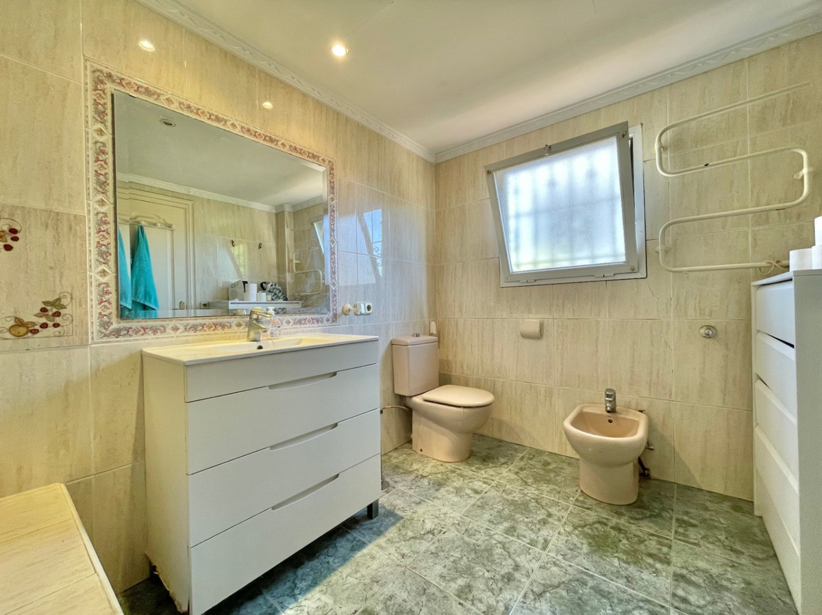 3 Bed Townhouse for sale in Rincón De La Victoria Costa Del Sol East, Málaga, Spain