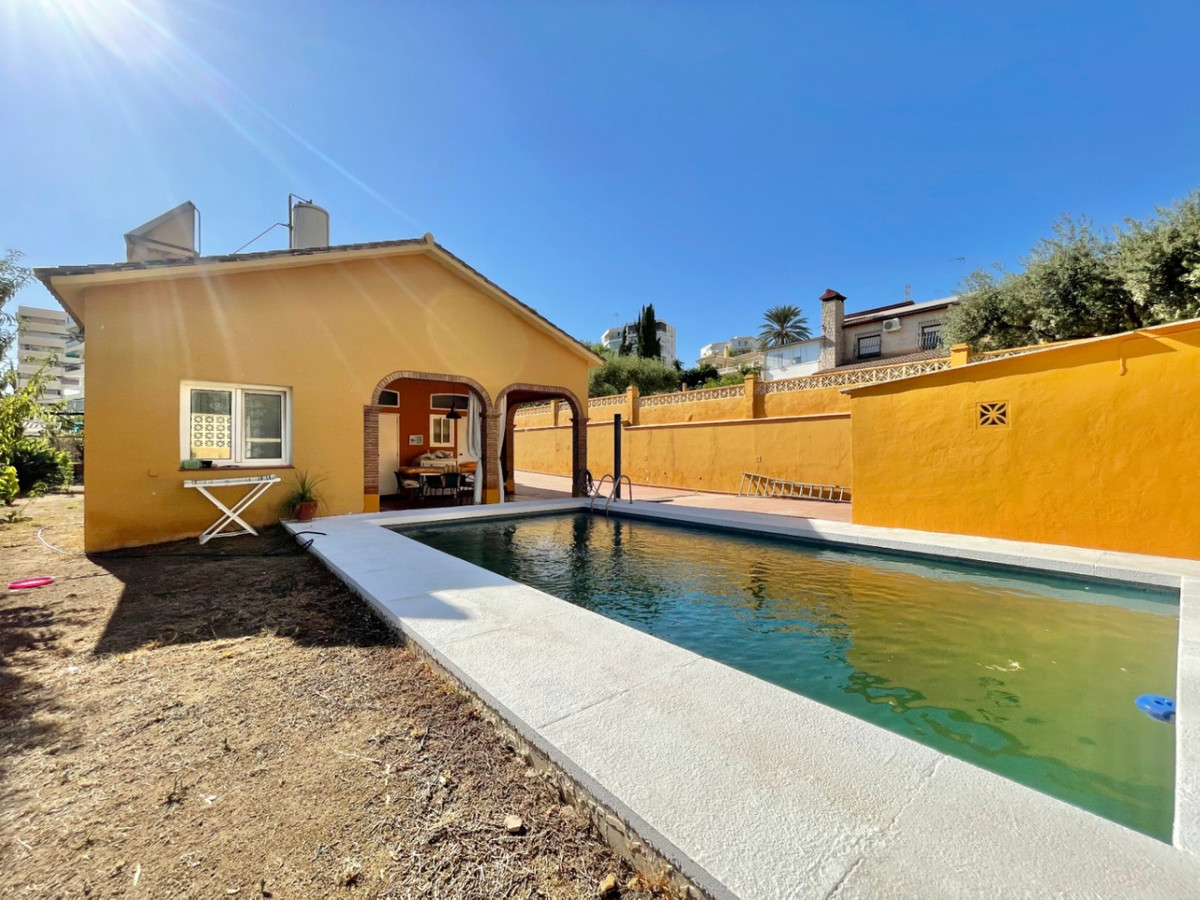 3 Bed Townhouse for sale in Rincón De La Victoria Costa Del Sol East, Málaga, Spain