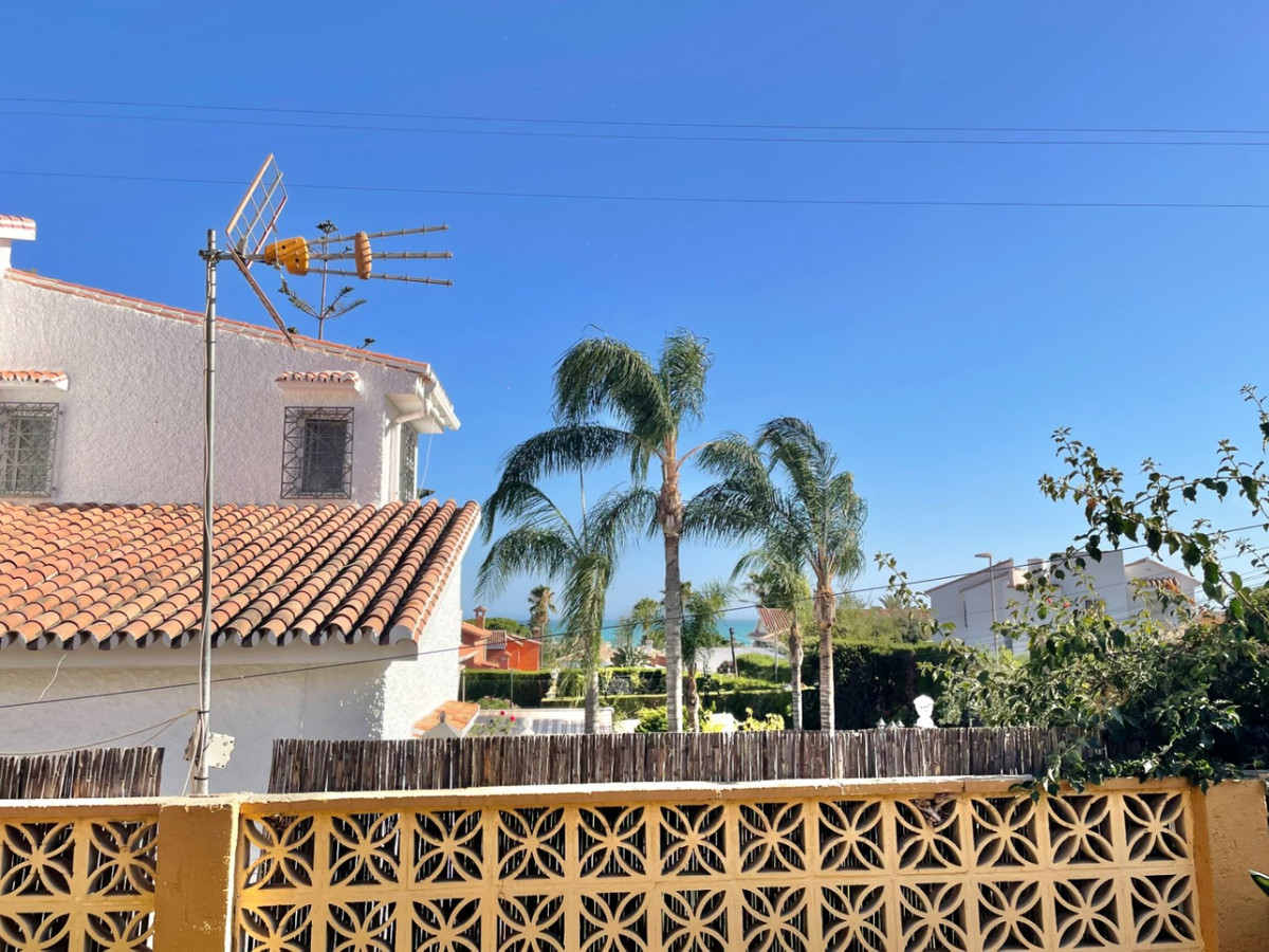 3 Bed Townhouse for sale in Rincón De La Victoria Costa Del Sol East, Málaga, Spain