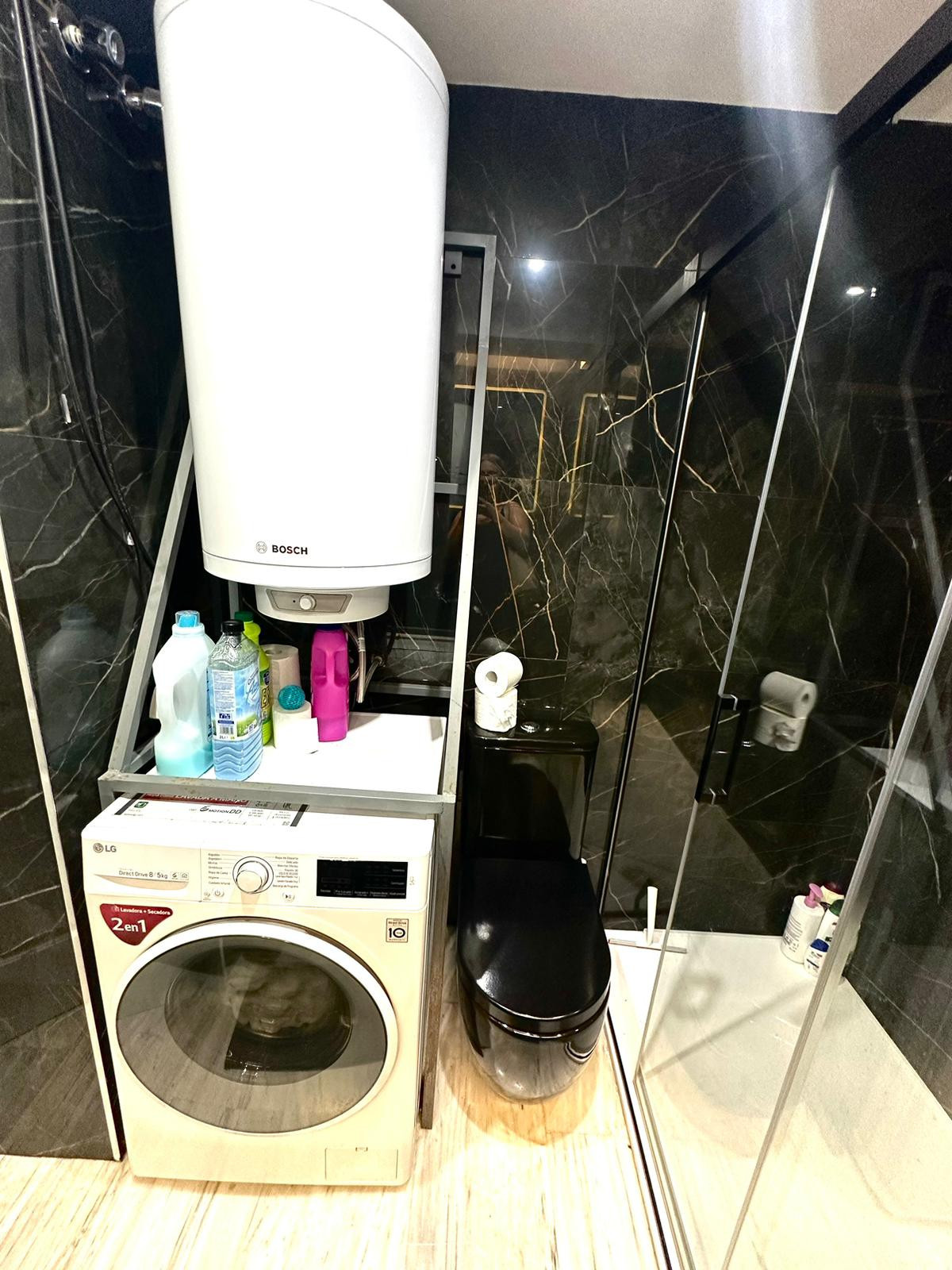 Se vende Apartamento Planta Media de 3 dormitorios en Costa Del Sol, Málaga, España