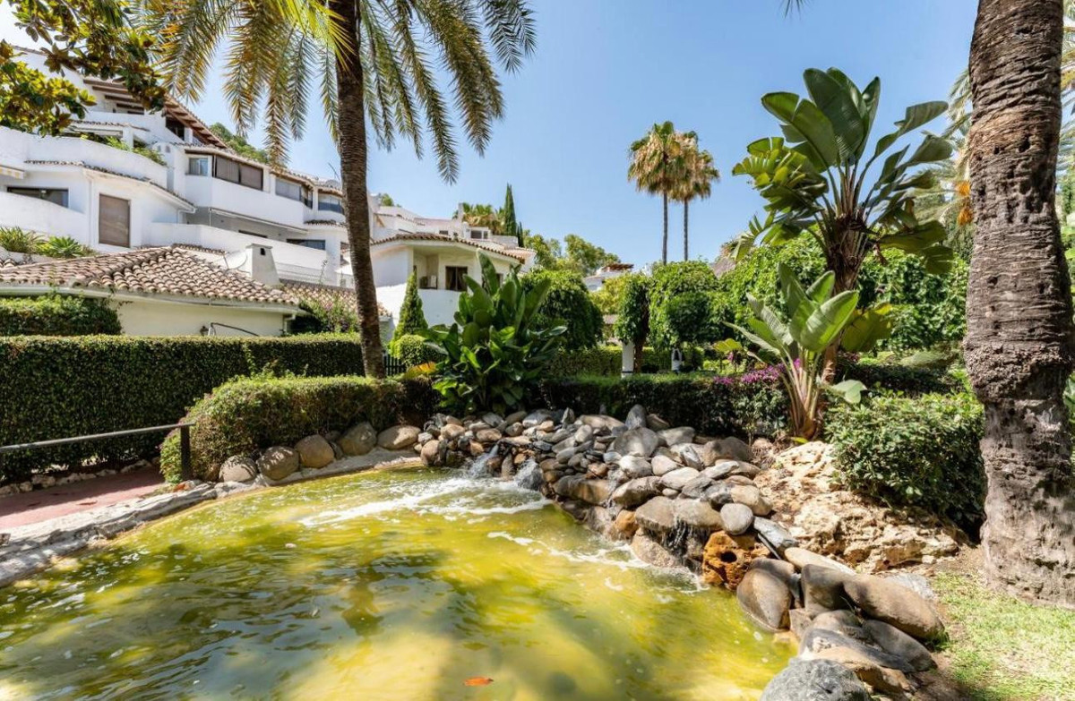 Se vende Apartamento Planta Media de 3 dormitorios en Costa Del Sol, Málaga, España
