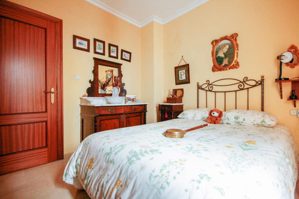 Se vende Adosada de 5 dormitorios en Costa Del Sol, Málaga, España
