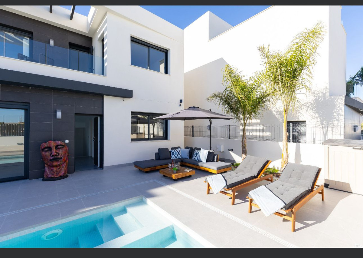 3 Bed Townhouse for sale in La Finca Golf Costa Blanca, Alicante, Spain