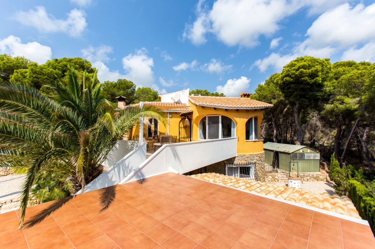 Se vende Villa - Chalet de 4 dormitorios en Costa Blanca, Alicante, España