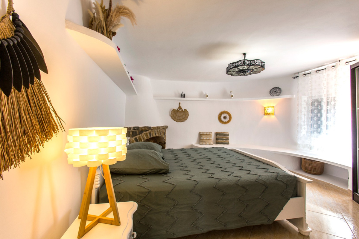 Se vende Villa - Chalet de 4 dormitorios en Costa Blanca, Alicante, España
