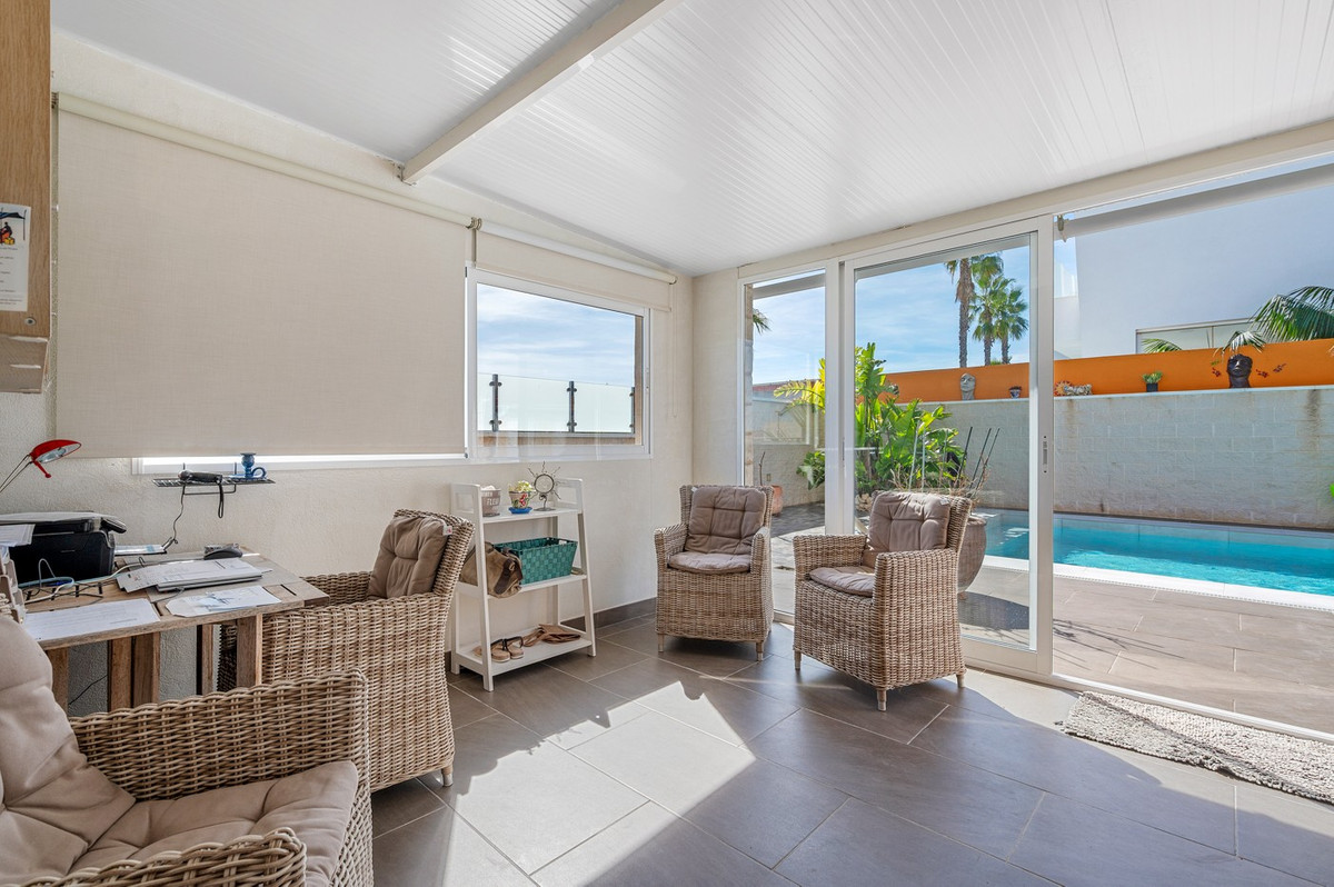 2 Bed Townhouse for sale in Benijofar Costa Blanca, Alicante, Spain