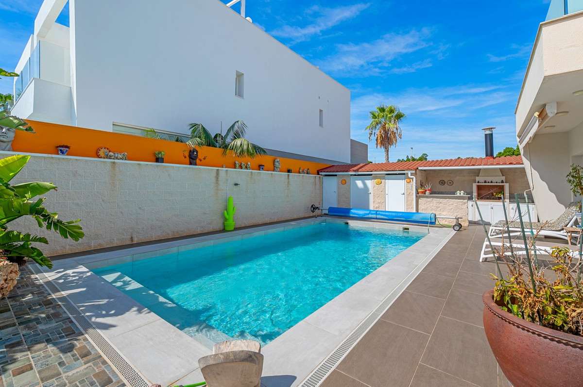 2 Bed Townhouse for sale in Benijofar Costa Blanca, Alicante, Spain