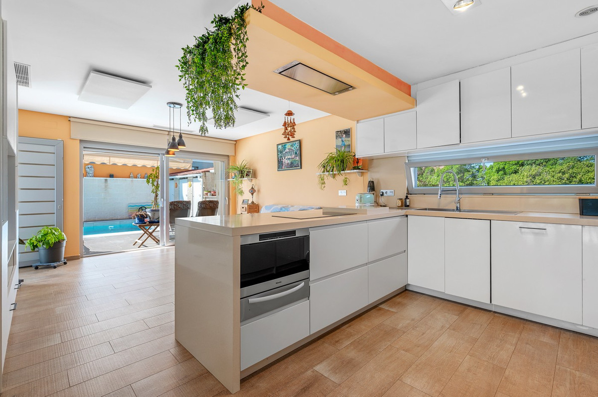 2 Bed Townhouse for sale in Benijofar Costa Blanca, Alicante, Spain