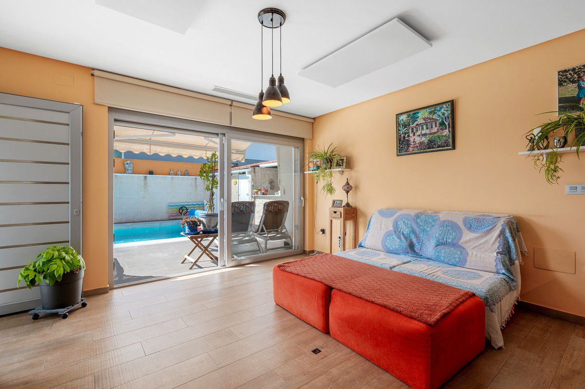 2 Bed Townhouse for sale in Benijofar Costa Blanca, Alicante, Spain