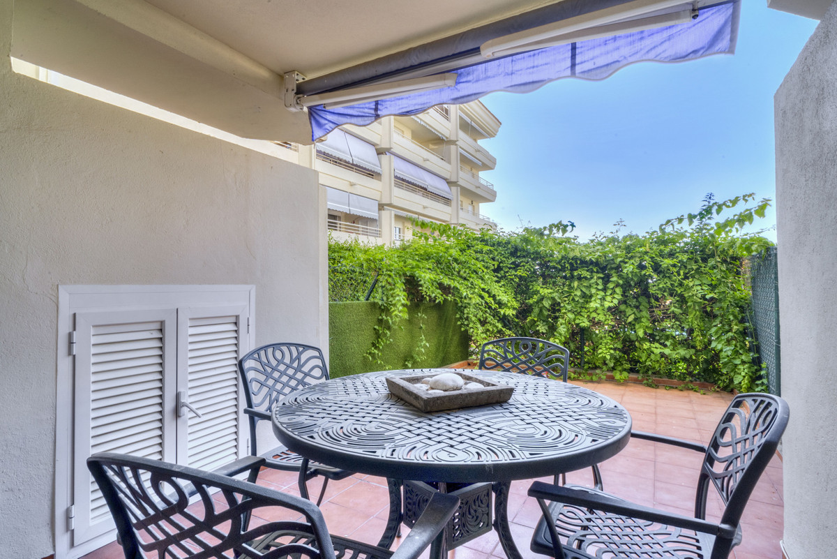 Se vende Apartamento Planta Baja de 1 dormitorios en Costa Del Sol, Málaga, España
