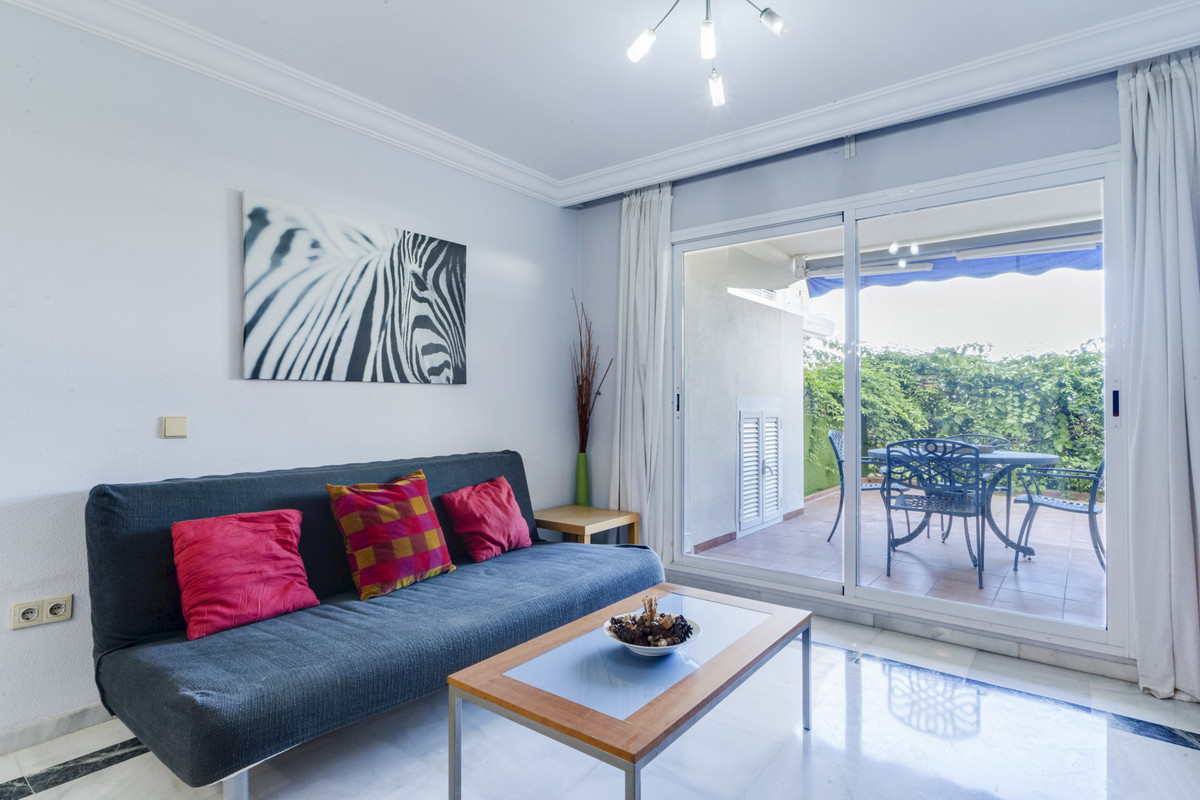 Se vende Apartamento Planta Baja de 1 dormitorios en Costa Del Sol, Málaga, España