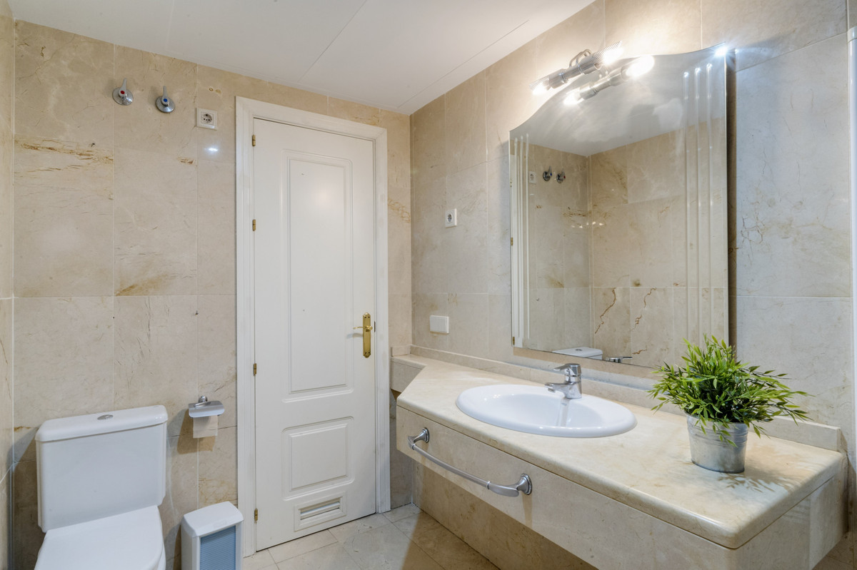 Se vende Apartamento Planta Baja de 1 dormitorios en Costa Del Sol, Málaga, España