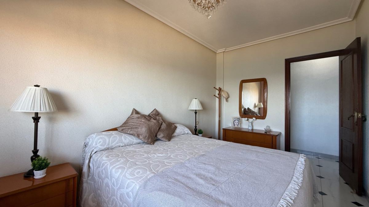 Se vende Apartamento Planta Baja de 3 dormitorios en Costa Blanca, Alicante, España
