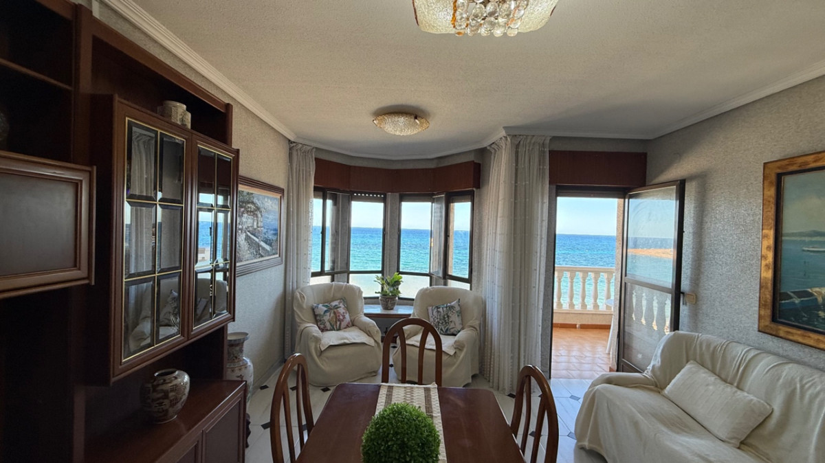 Se vende Apartamento Planta Baja de 3 dormitorios en Costa Blanca, Alicante, España