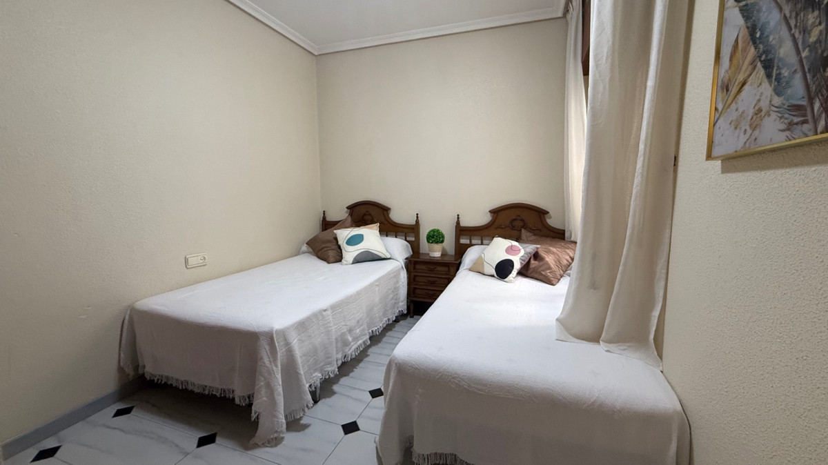 Se vende Apartamento Planta Baja de 3 dormitorios en Costa Blanca, Alicante, España