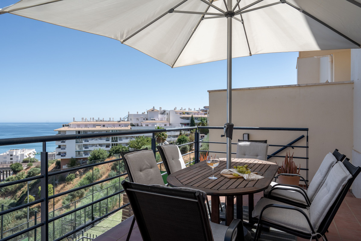 5 Bed Townhouse for sale in Fuengirola Costa Del Sol, Málaga, Spain