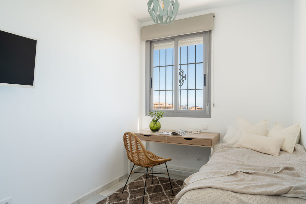 5 Bed Townhouse for sale in Fuengirola Costa Del Sol, Málaga, Spain