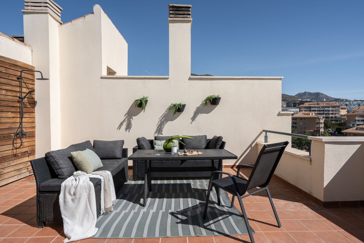 5 Bed Townhouse for sale in Fuengirola Costa Del Sol, Málaga, Spain