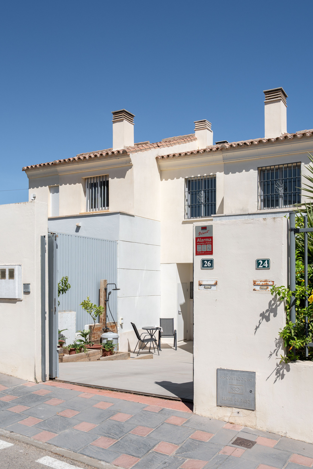 5 Bed Townhouse for sale in Fuengirola Costa Del Sol, Málaga, Spain
