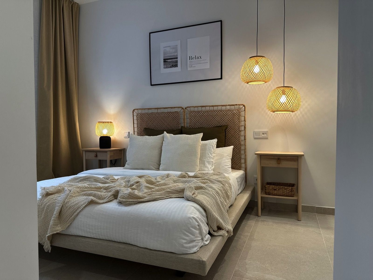 2 Bed Apartment for sale in Estepona Costa Del Sol, Málaga, Spain